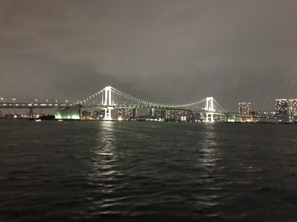 東京