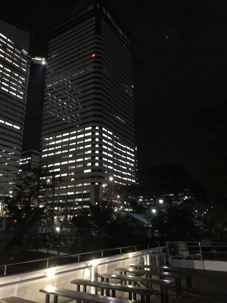 東京