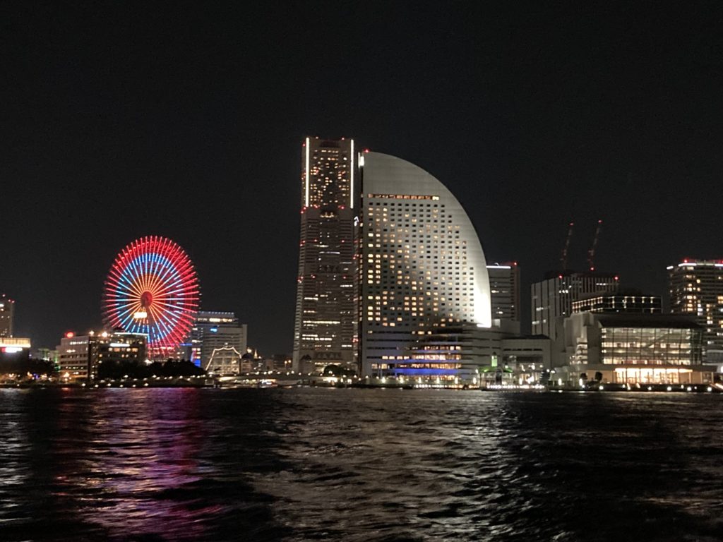 横浜