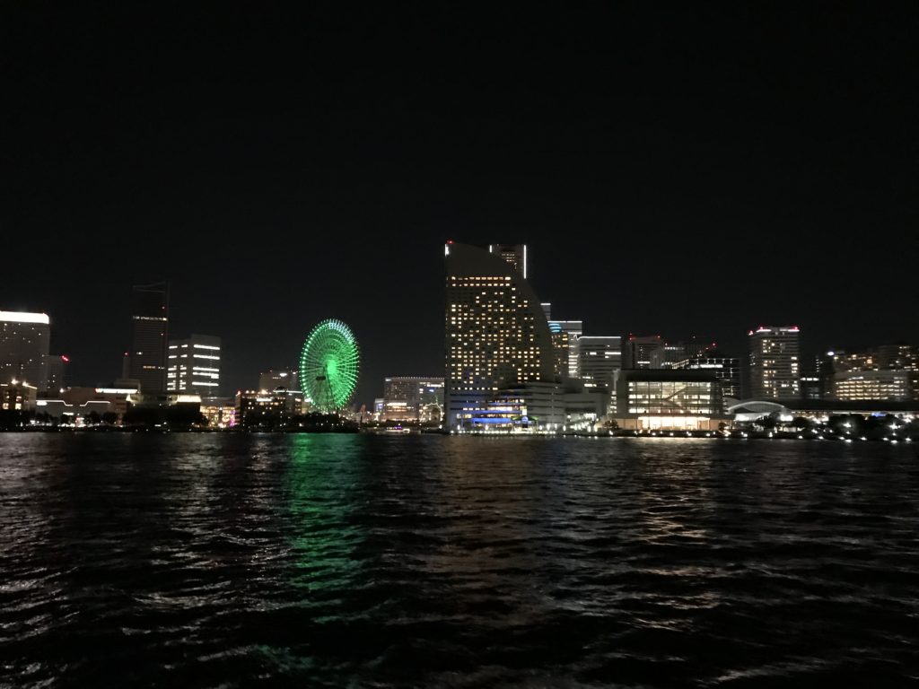 横浜