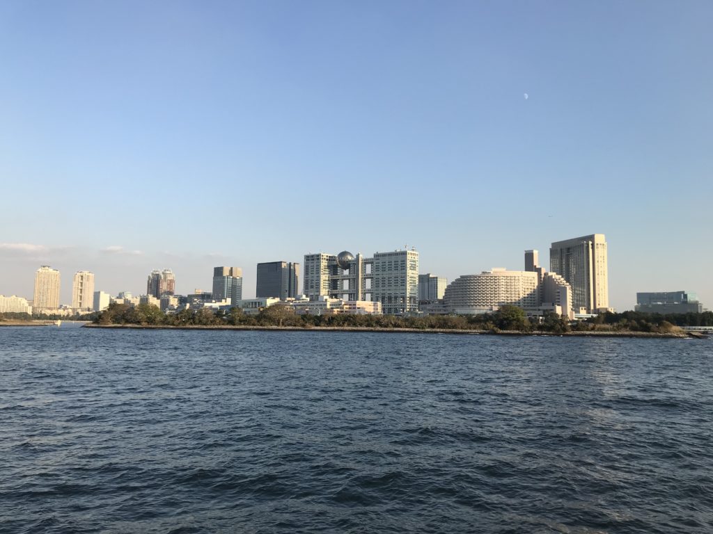 東京